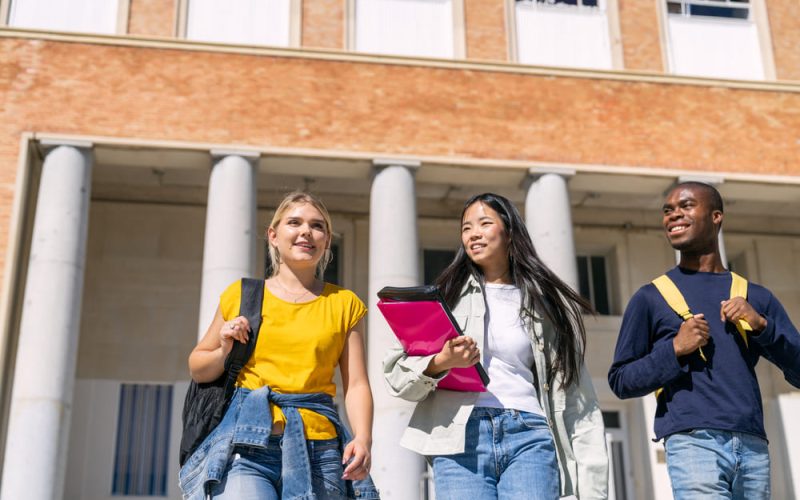 Derecho en crecimiento: estudia en la Universidad Latina de Ciudad de Panamá